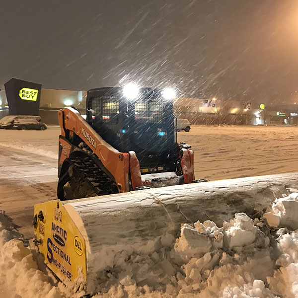 truck cleaning snow